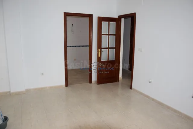 Piso planta baja con patio
