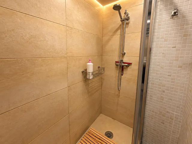 PISO CÉNTRICO CON TERRAZA Y DOS habitaciones EN FONERS — 14