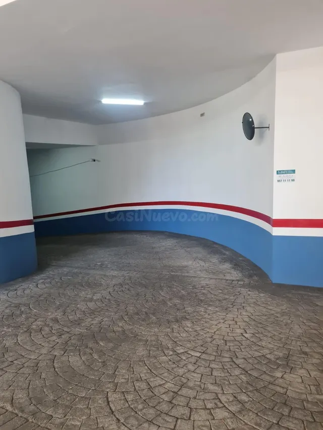 PLAZA DE GARAJE EN ALQUILER EN AVENIDA VÍA AUGUSTA — 5