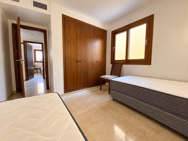 Apartamento en la Planta Baja con Encanto con Vista a la Piscina en Recoleta, Punta Prima — 10