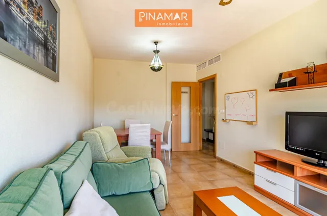 Venta de apartamento en Cobatillas con trastero - foto 5