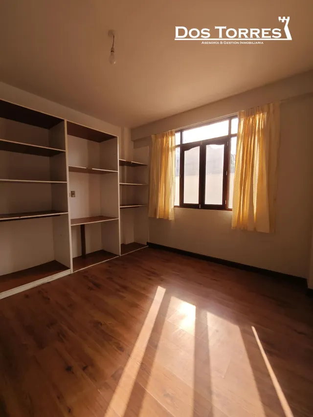 Bs.-3.500 En alquiler Amplio Departamento de 3 dormitorios, garaje y patio, proximo al IC NORTE (MELCHOR) — 17