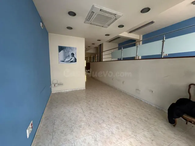 ¡ESPECTACULAR AMPLIO LOCAL EN ALQULER EN CALLE CORUÑA!