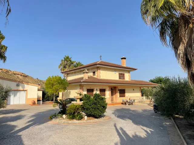 ¡Descubre esta impresionante finca rustica en Mula! - foto 3
