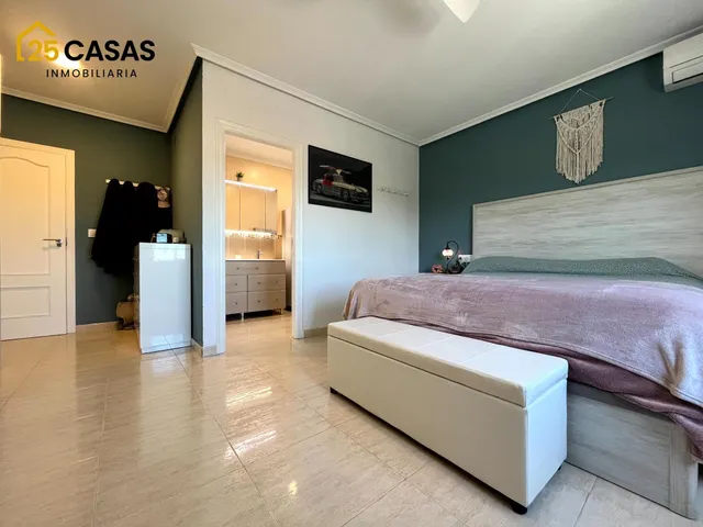 Chalet en Dolores con piscina climatizada, casa de invitados, paneles solares y mucho más — 19