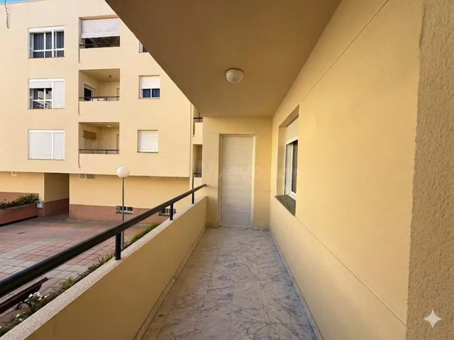 Oportunidad: Piso en el centro a un paso de la playa — 4