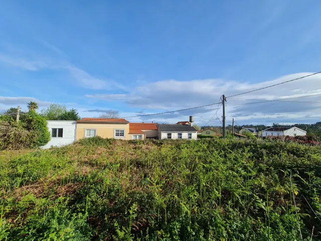 PARCELA URBANA EN MAIANCA (OLEIROS) — 10
