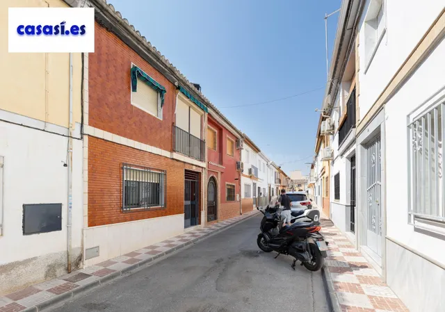 CASA EN VENTA EN ARMILLA - foto 2
