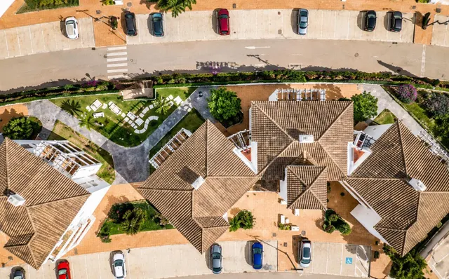 ESPECTACULAR PISO CON DOS TERRAZAS EN PINE HILL RESIDENCES – - foto 5