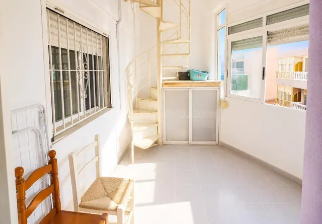 Ático en esquina con gran terraza privativa y enorme potencial – torreviej — 11
