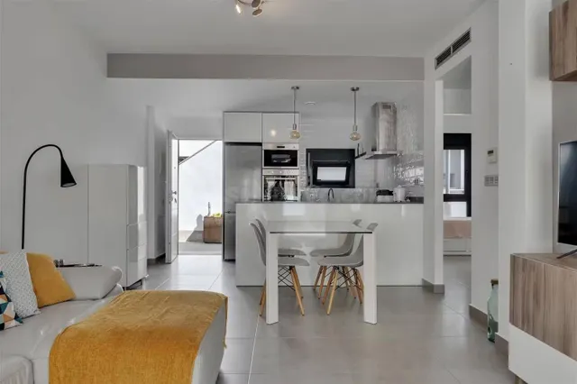 Bungalow 2 habitaciones 75m² en venta - Zona Pueblo - foto 4