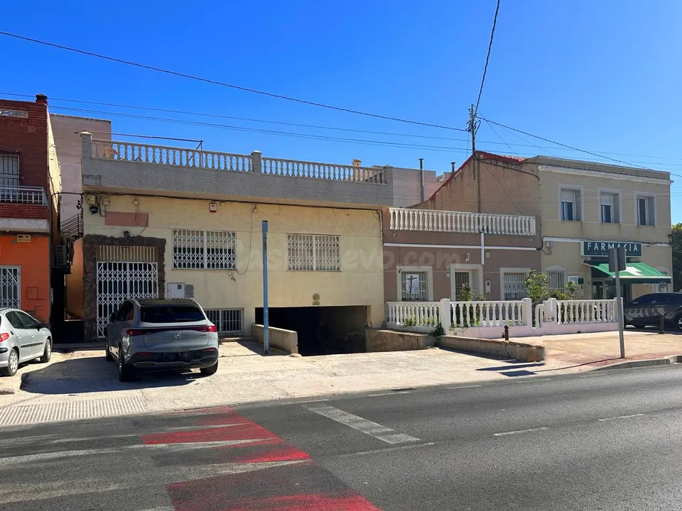 Adosado 200m² en venta - Molins-Campaneta-San Bartolomé