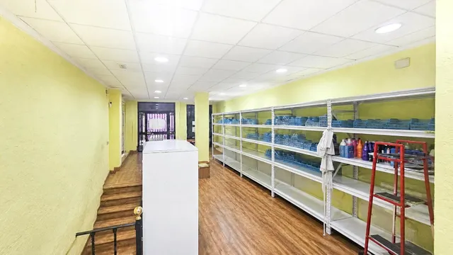 SE VENDE LOCAL CON POSIBILIDAD DE VIVIENDA O NEGOCIO - foto 5