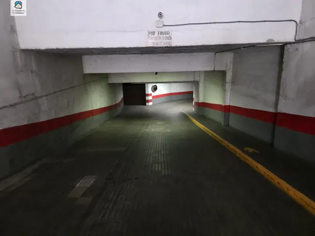 Venta Plaza de Garaje en el Centro de Valladolid — 2