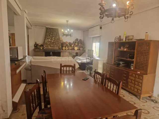 CHALET INDEPENDIENTE CON 166M2 CONSTRUIDOS EN TORRENT - foto 3