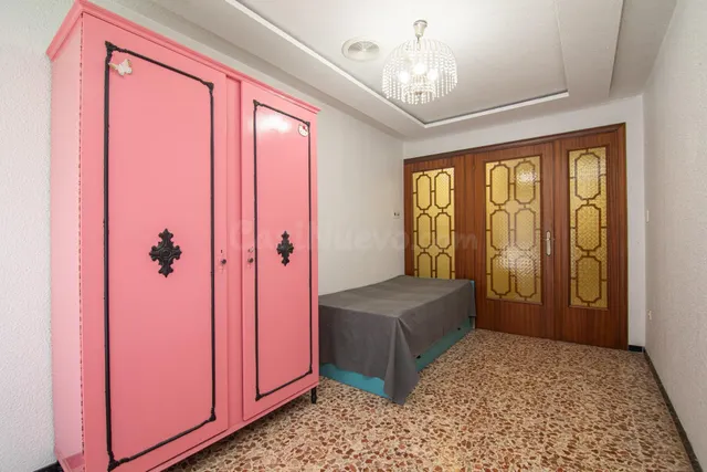 ¿Buscas una gran vivienda a escasos metros del centro? — 26