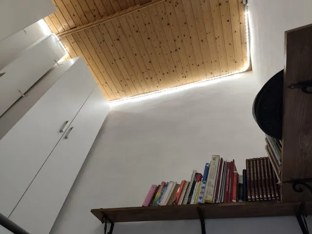 Casa reformada con terraza, finca de 750 m2 y cuadra, con vistas al Aramo — Morcín — 31