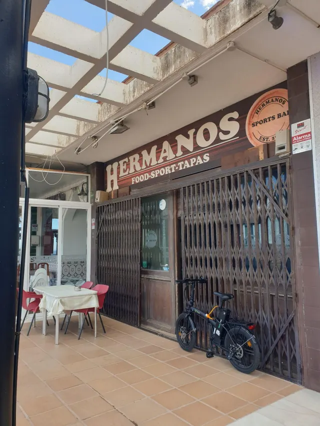 Business Opportunity - Freehold Bar for sale - Furnished - P - foto 5