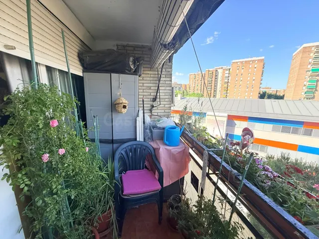 NUDA PROPIEDAD · Piso exterior de 100 m2 con terraza y ascen - foto 3