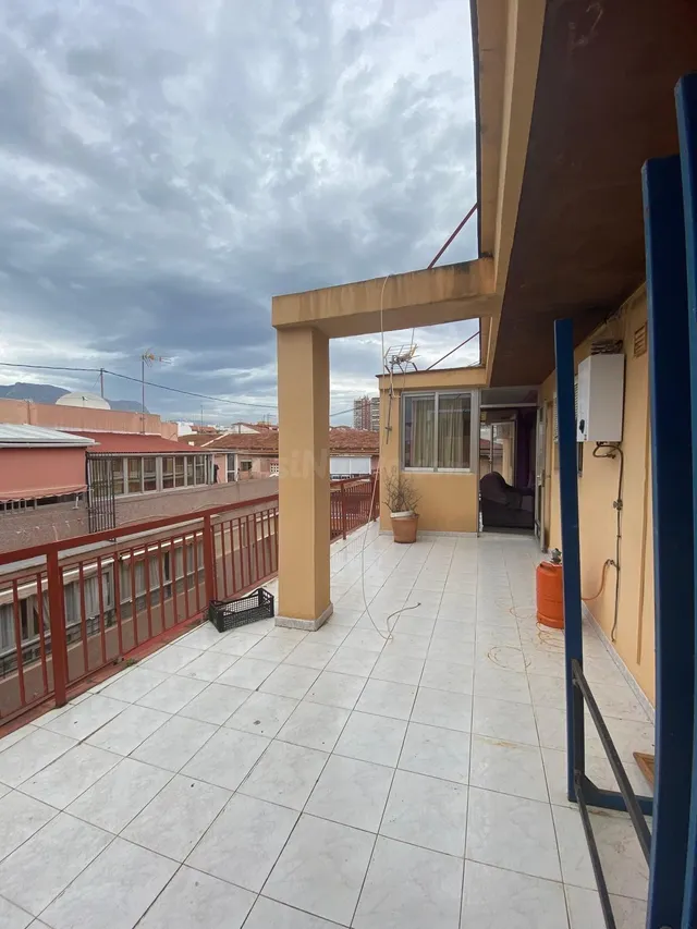 Ático 3 habitaciones 190m² en venta - Poniente