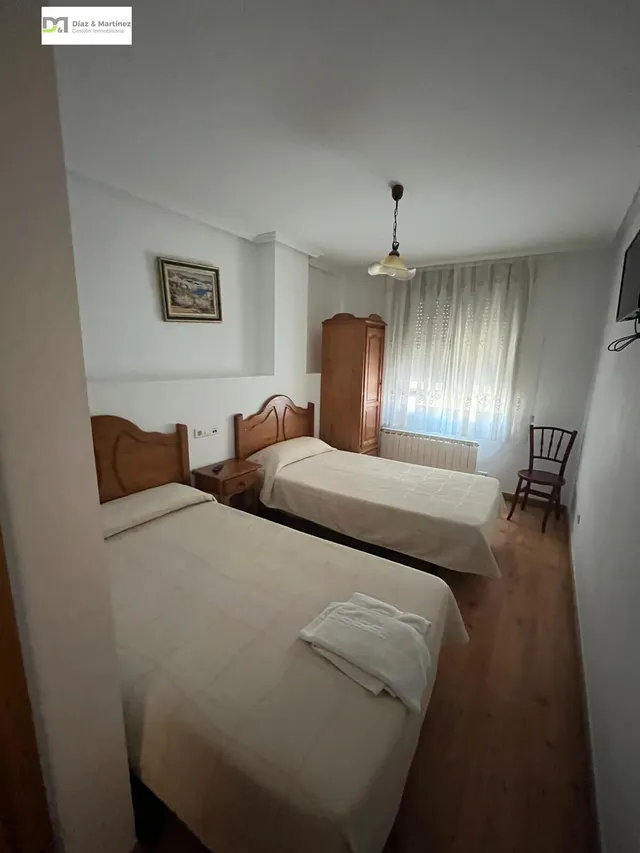 HOTEL CON RESTAURANTE Y CAFETERIA EN EL CAMINO DE SANTIAGO — 10