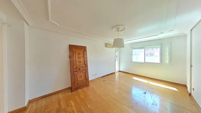 Inmuebles en la zona de la Fama - foto 4