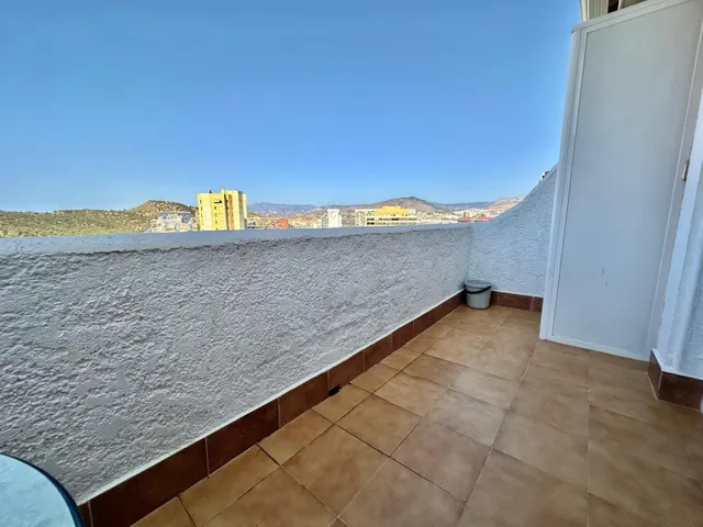 Moderno Apartamento en la Encantadora Cala de Benidorm — 11