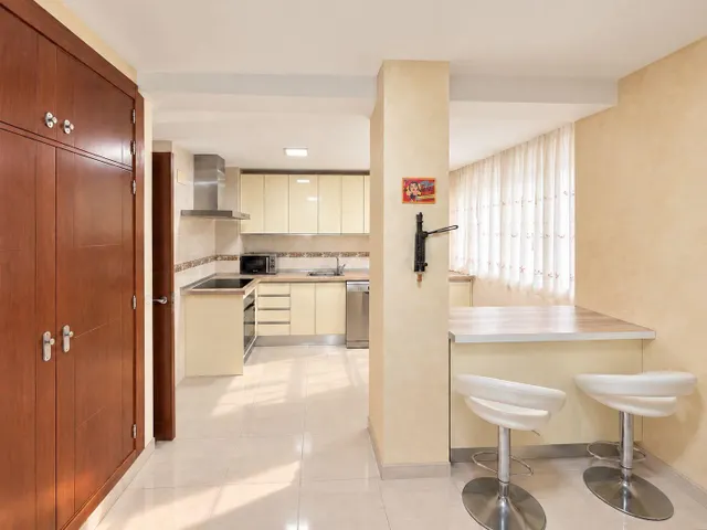 Piso reformado junto al parque del Oeste. — 10