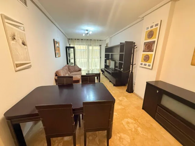 Apartamento en alquiler cerca del mar en Torrevieja — 2