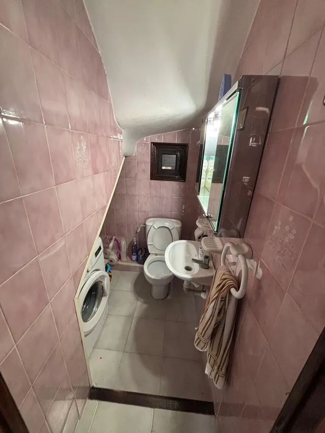 FABULOSA VIVIENDA ADOSADA, IDEAL PARA PAREJAS JOVENES, RODEADA DE TODOS LOS SERVICIOS — 7
