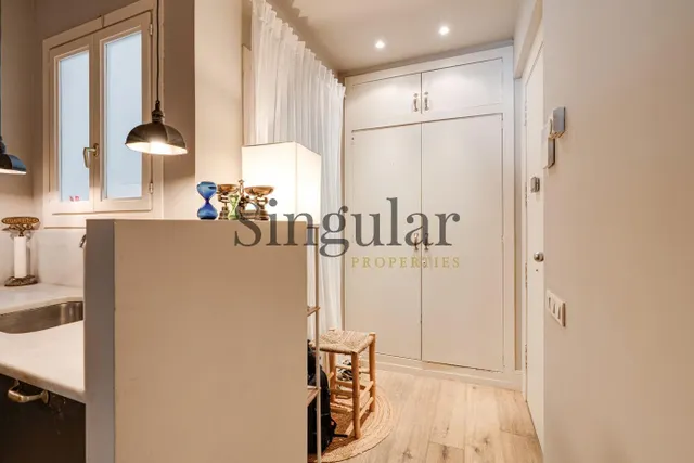 Turó Park – Mestre Nicolau | 70 m2 reformados con balcón y suelos de roble — 22