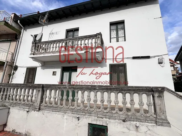 Casa con gran potencial en el centro de Noja — 44