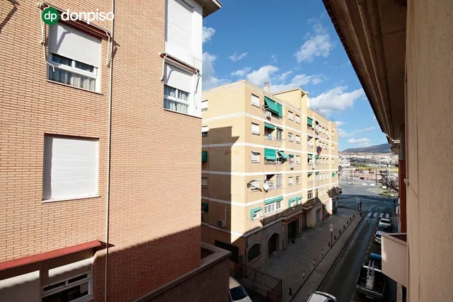Magnifica vivienda con garaje en vergeles, junto a palacio de deportes — 22
