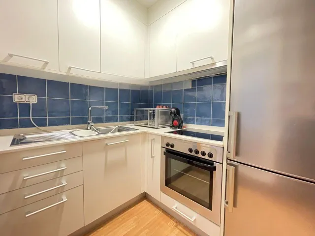 Piso Seminuevo en Veintiuno, Ourense - Oportunidad Única por - foto 5