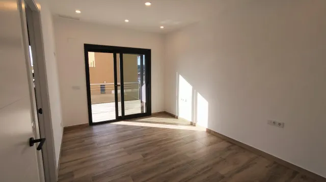 Alquiler de  chalet independiente en Oasis Park, Vendrell — 10