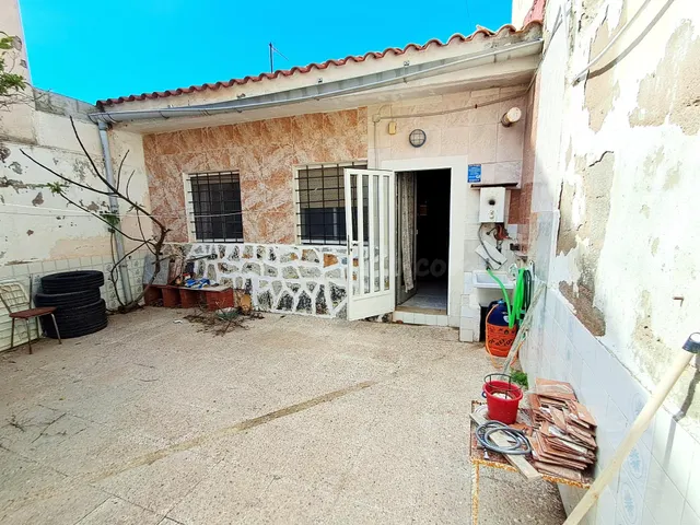 Vivienda en planta baja para reformar de 3 dormitorios junto - foto 3