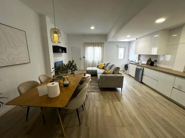 Apartamentos a estrenar con piscina, gimnasio y parking – Al - foto 3