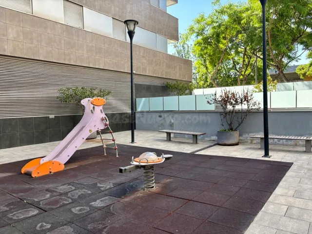 Magnífico Piso con Balcón junto al Fórum — 26