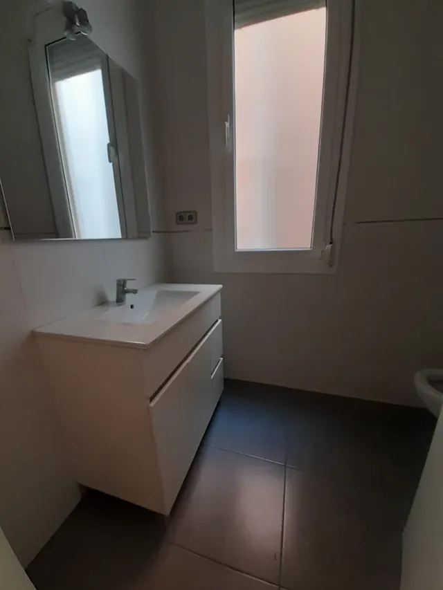 Dos habitaciones dobles - céntrico - ascensor — 14