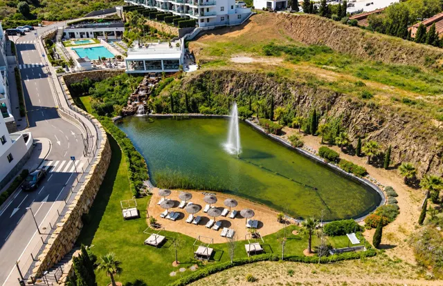APARTAMENTO CON VISTAS PANORÁMICAS AL MAR EN MIJAS COSTA – IDEAL PARA VIVIR O INVERTIR — 21