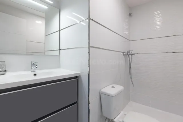 ESTUDIOS A ESTRENAR JUNTO PUERTO DEPORTIVO FUENGIROLA - foto 5