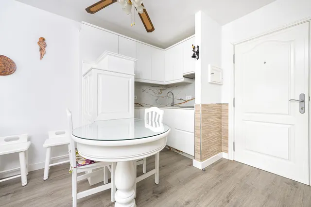 Exclusivo apartamento reformado en esquina con vistas panorámicas al océano – Corona Amarilla, Puerto Rico — 5