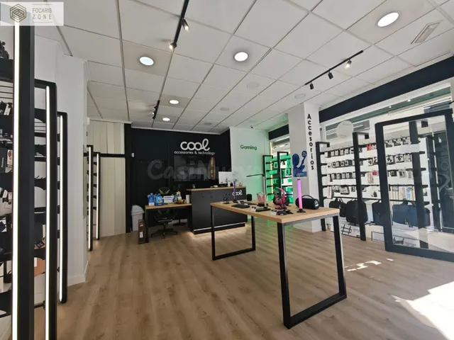 ESTUPENDO LOCAL EN PLENO CENTRO DE MÁLAGA — 9