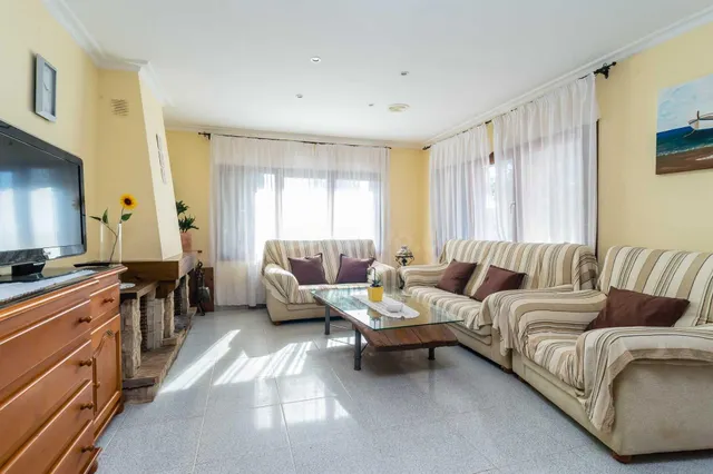 Begur - Chalet con una gran parcela de 1395 m2 y piscina pri - foto 4