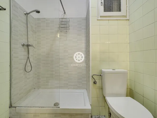 Piso en venta junto a Sagrada Familia. — 27