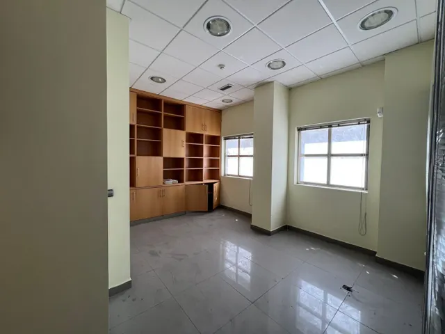 LOCAL COMERCIAL EN EL CENTRO DE PONFERRADA — 7