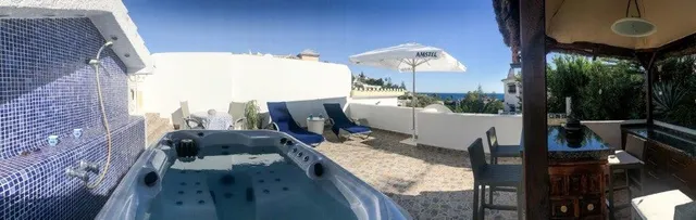 Villa reformada en zona baja de Torremuelle, Benalmádena — 29