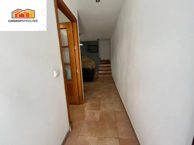UNIFAMILIAR EN EL CENTRO DE CHICLANA — 7