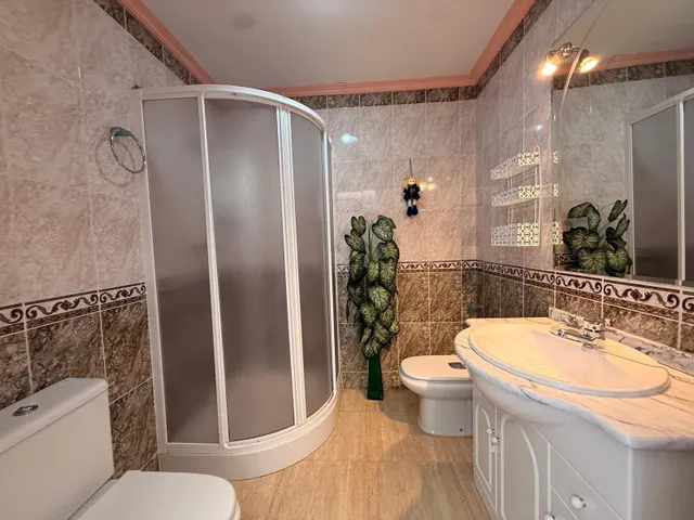 Casa de esquina de dos plantas en el Barrio de La Verbena – Villaviciosa de Córdoba — 19