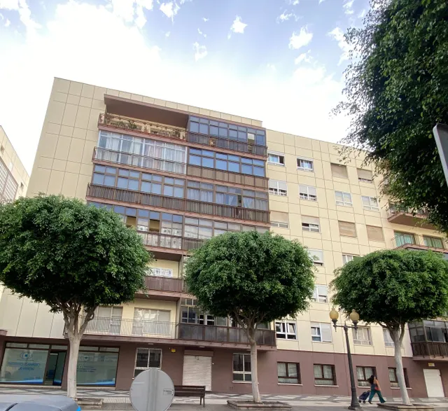 Amplia vivienda familiar en venta en tomás morales — 42